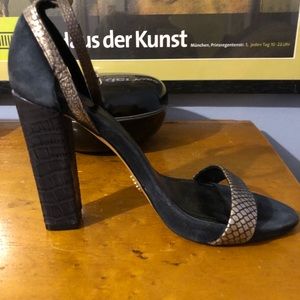 Derek Lam strappy, sexy heels size 37